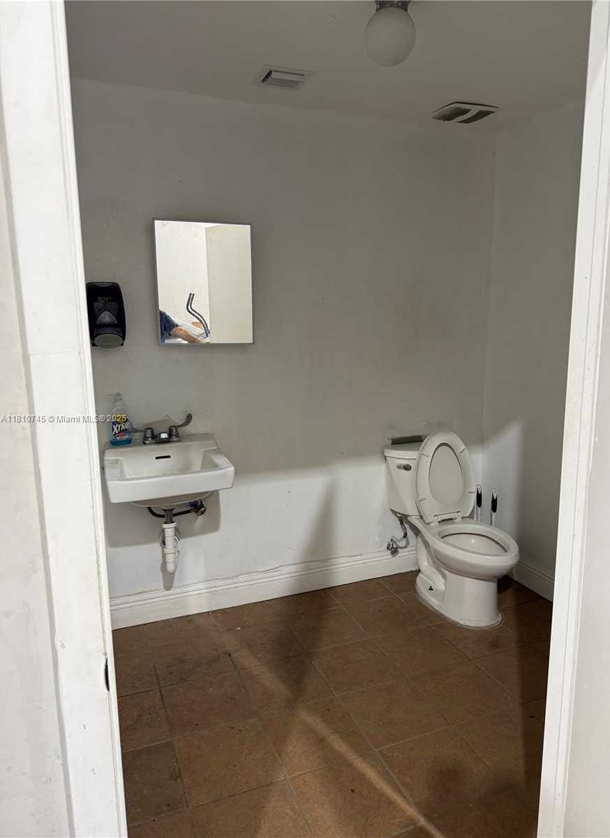 Small Image of 16723 SOUTH WEST 117TH AVE #6F, Miami Number 3