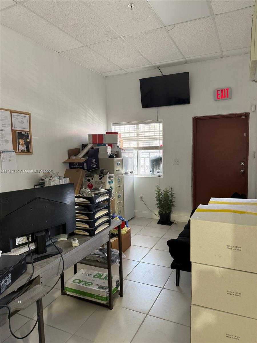 Small Image of 16723 SOUTH WEST 117TH AVE #6F, Miami Number 4