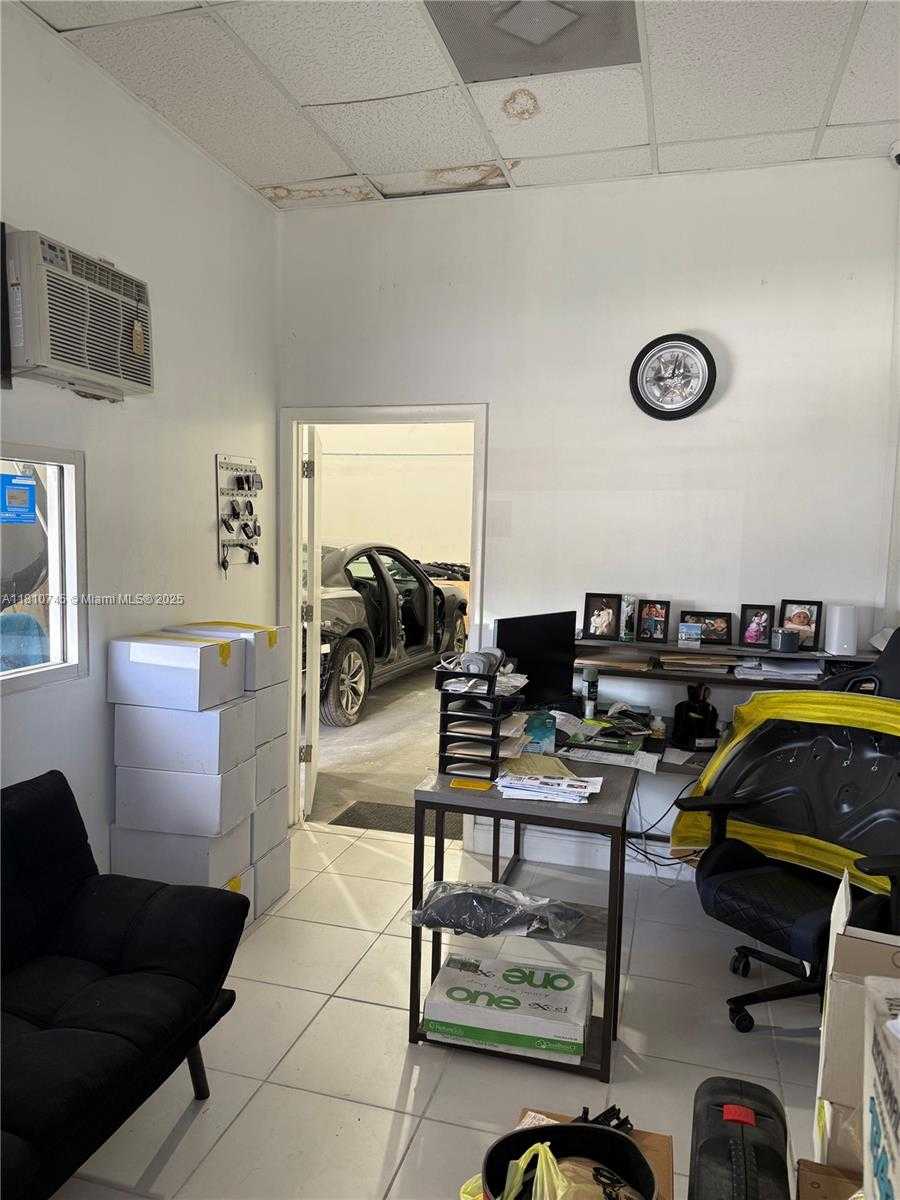 Small Image of 16723 SOUTH WEST 117TH AVE #6F, Miami Number 5