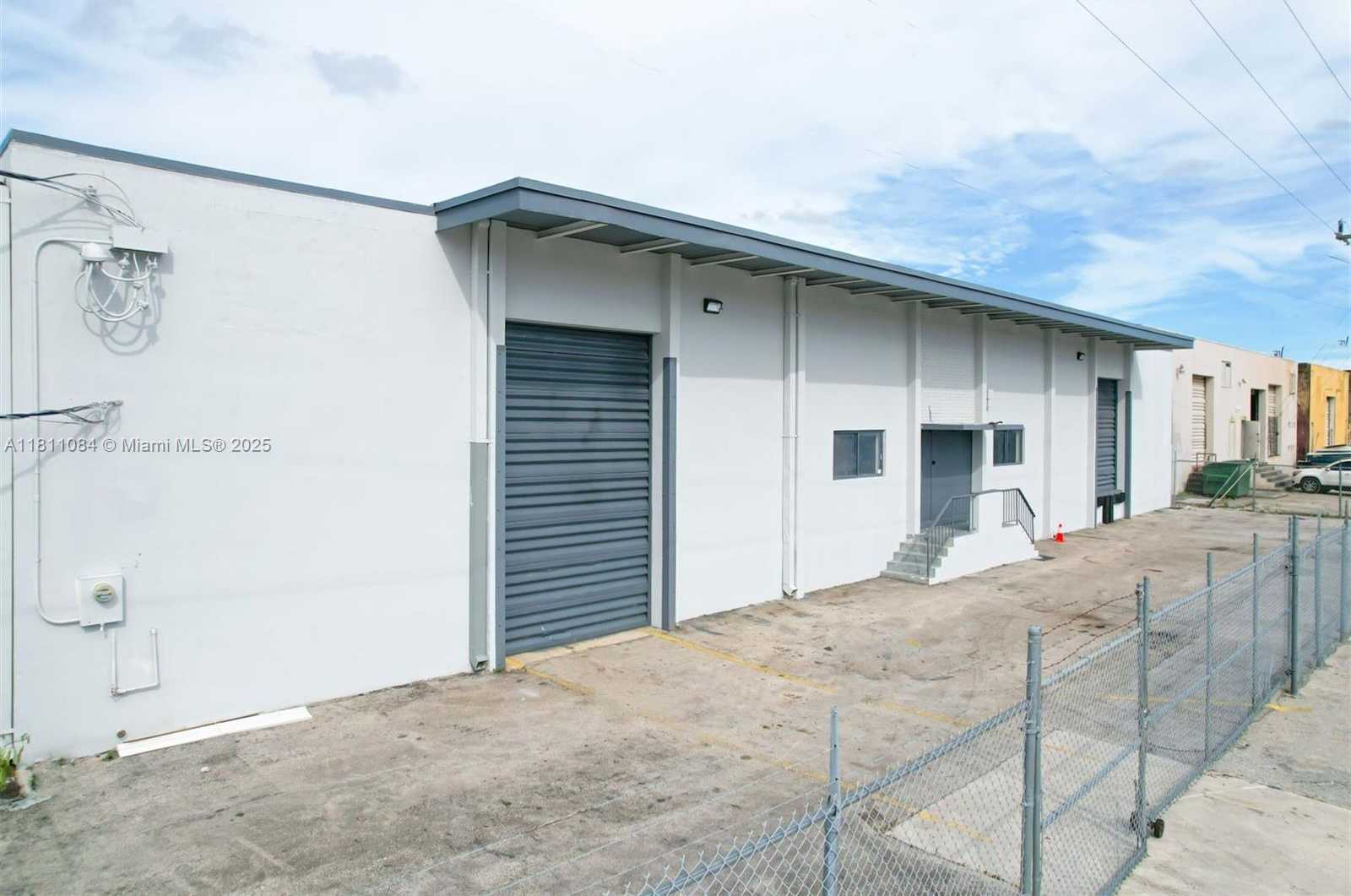 Small Image of 507 WEST 17TH ST, Hialeah Number 3
