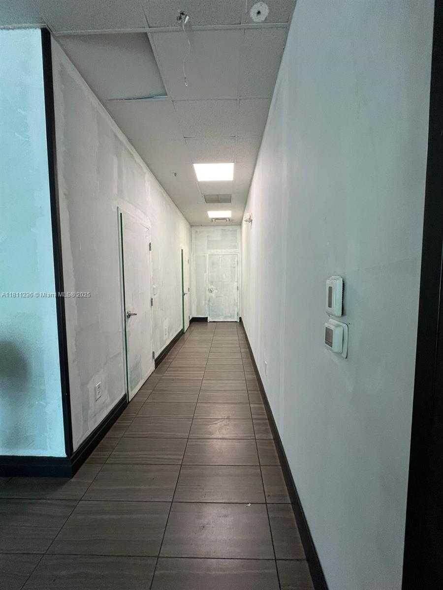 Small Image of 10101 WEST COMMERCIAL BLVD #10121, Tamarac Number 10