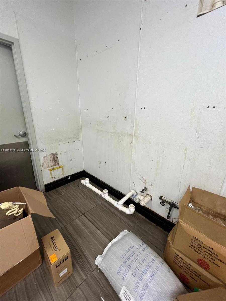 Small Image of 10101 WEST COMMERCIAL BLVD #10121, Tamarac Number 16