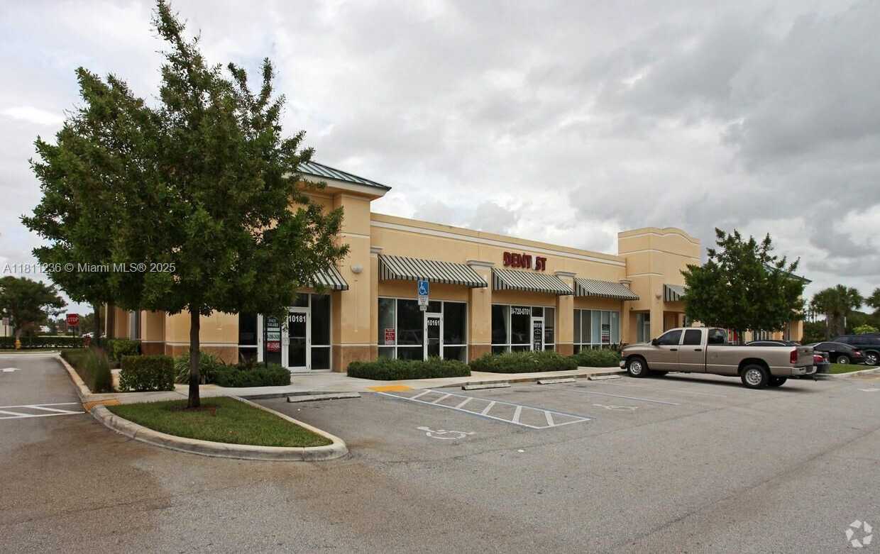 Small Image of 10101 WEST COMMERCIAL BLVD #10121, Tamarac Number 27
