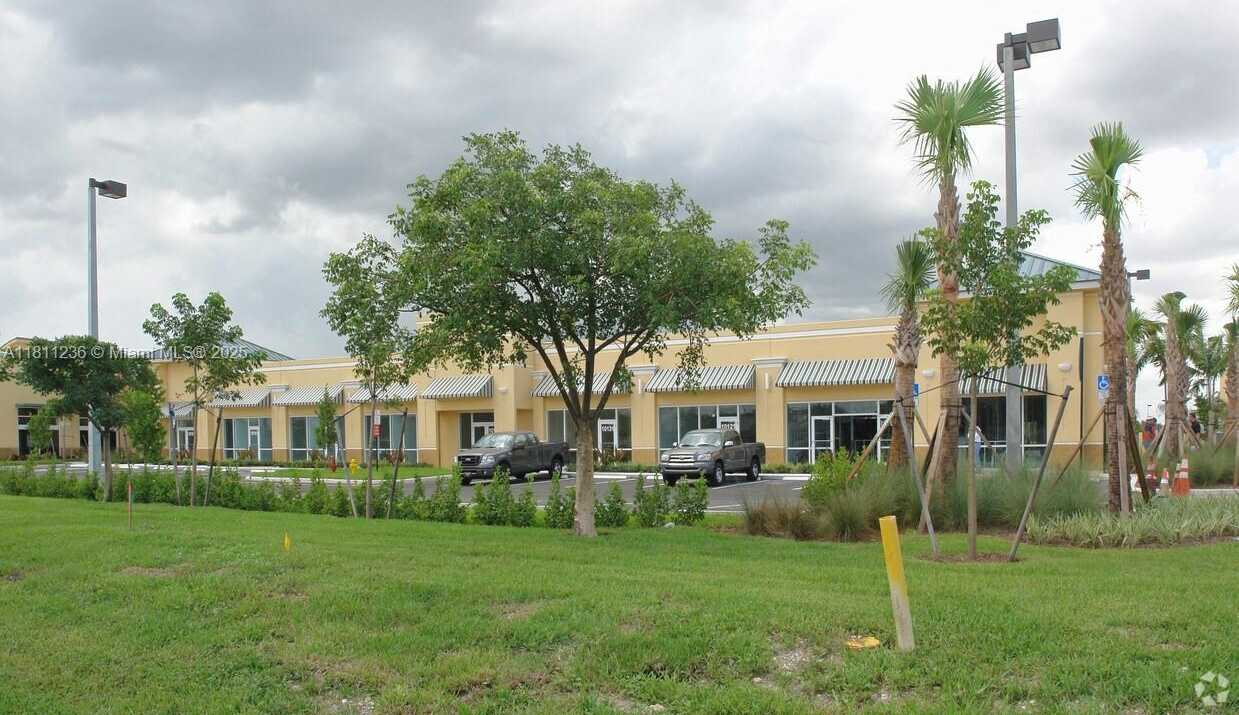 Small Image of 10101 WEST COMMERCIAL BLVD #10121, Tamarac Number 29