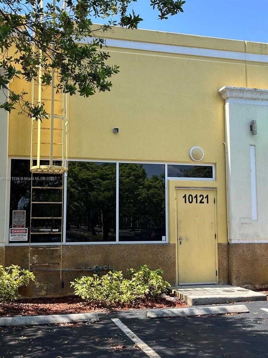 Small Image of 10101 WEST COMMERCIAL BLVD #10121, Tamarac Number 35
