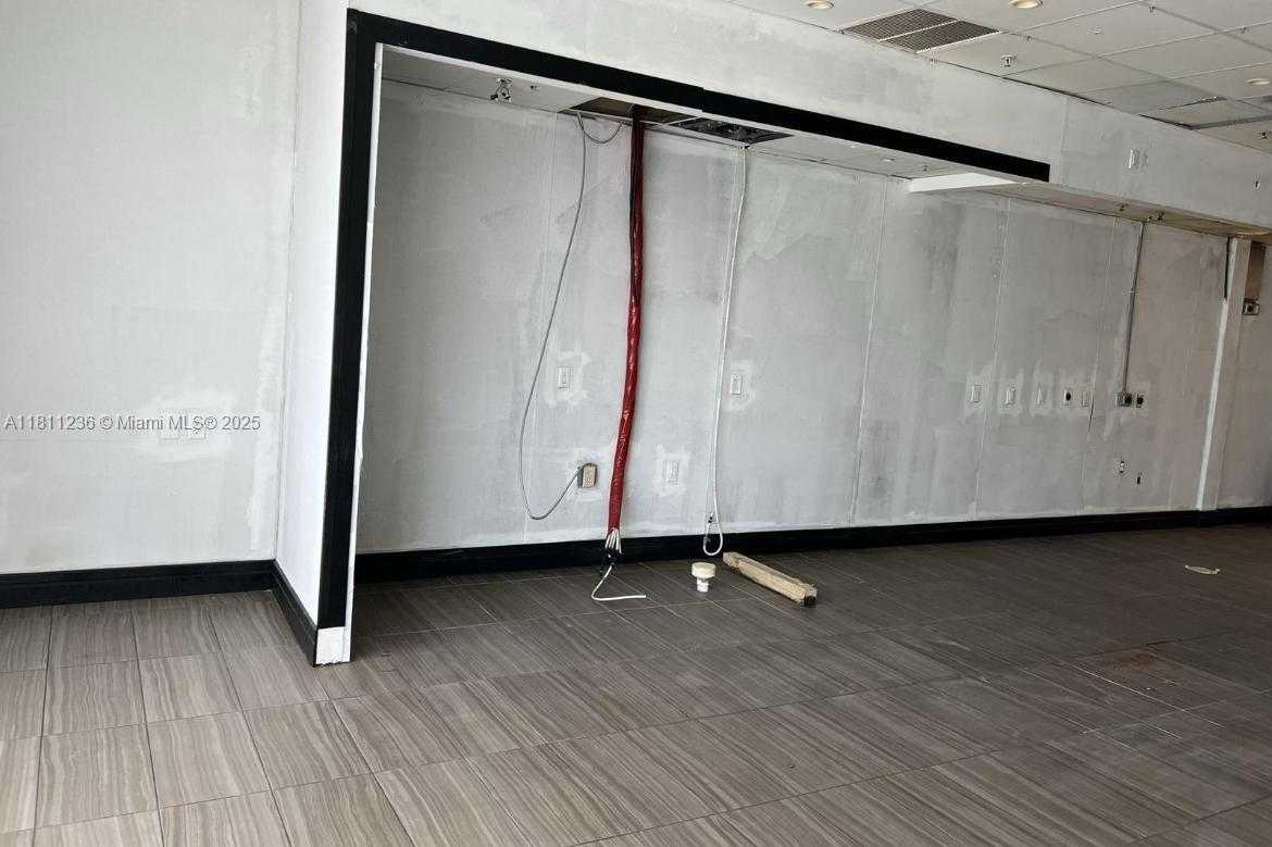 Small Image of 10101 WEST COMMERCIAL BLVD #10121, Tamarac Number 6