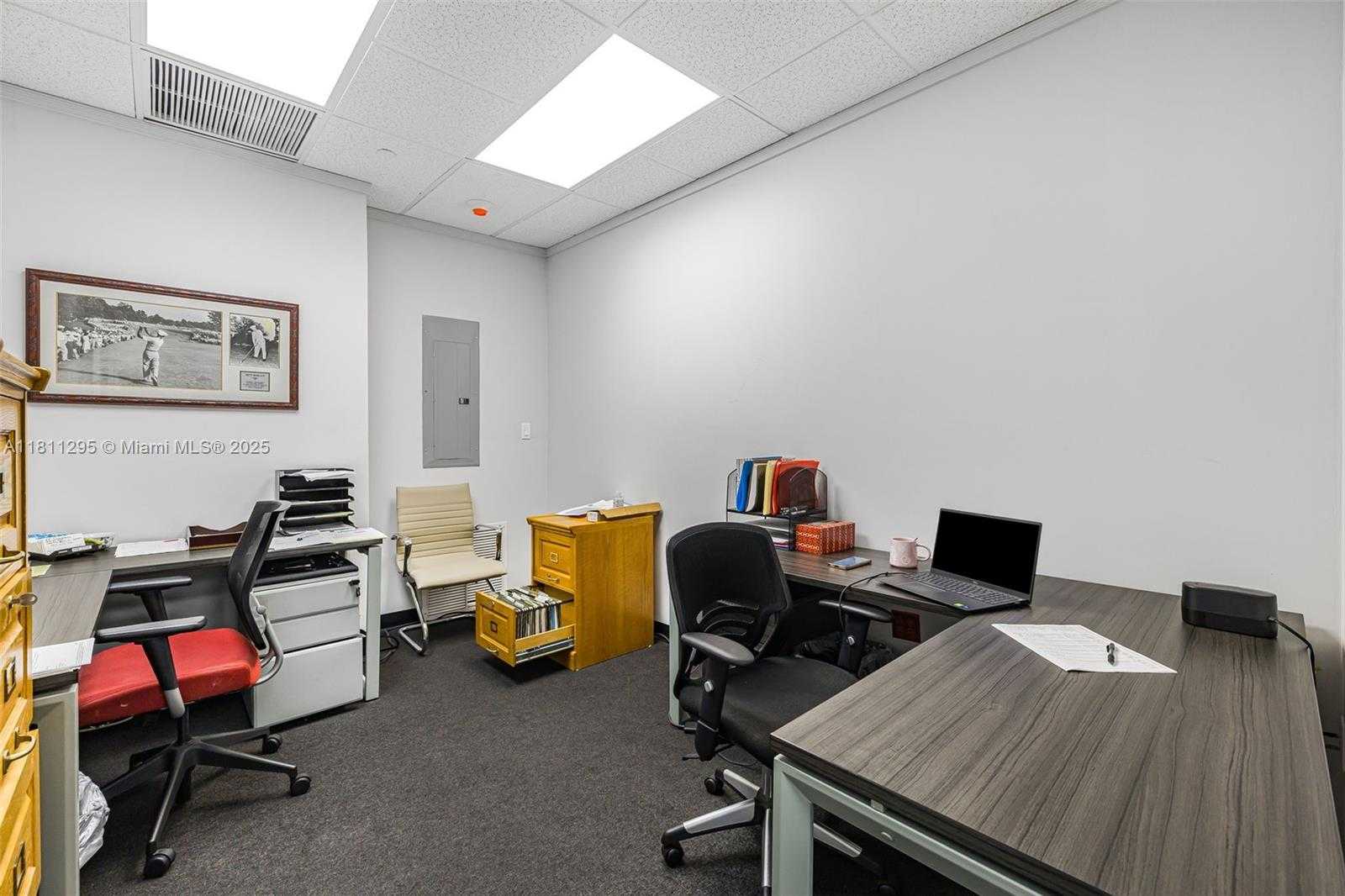 Small Image of 7300 NORTH KENDALL DR, Miami Number 14