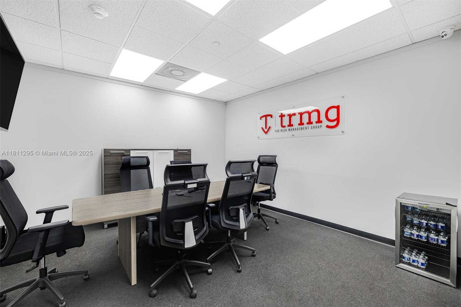 Small Image of 7300 NORTH KENDALL DR, Miami Number 15