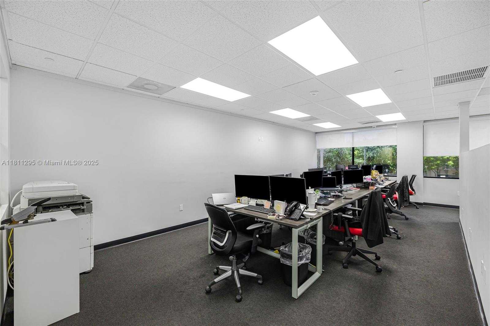 Small Image of 7300 NORTH KENDALL DR, Miami Number 17