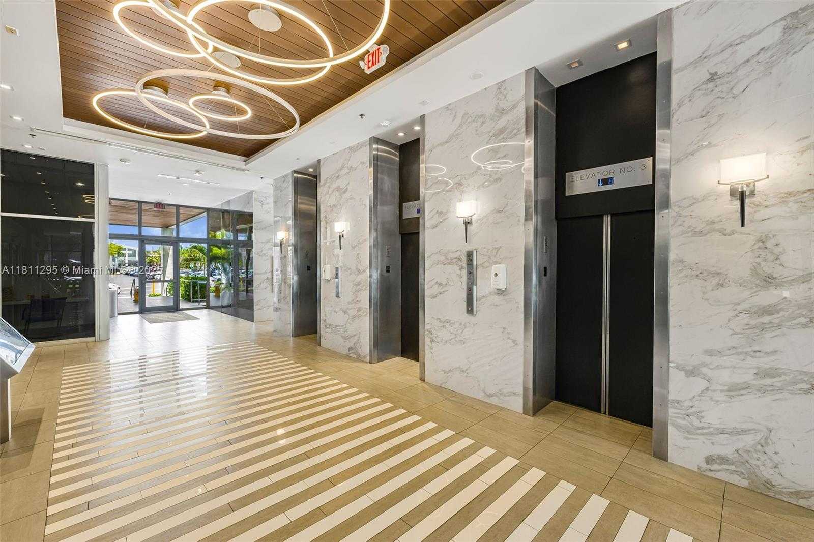 Small Image of 7300 NORTH KENDALL DR, Miami Number 3