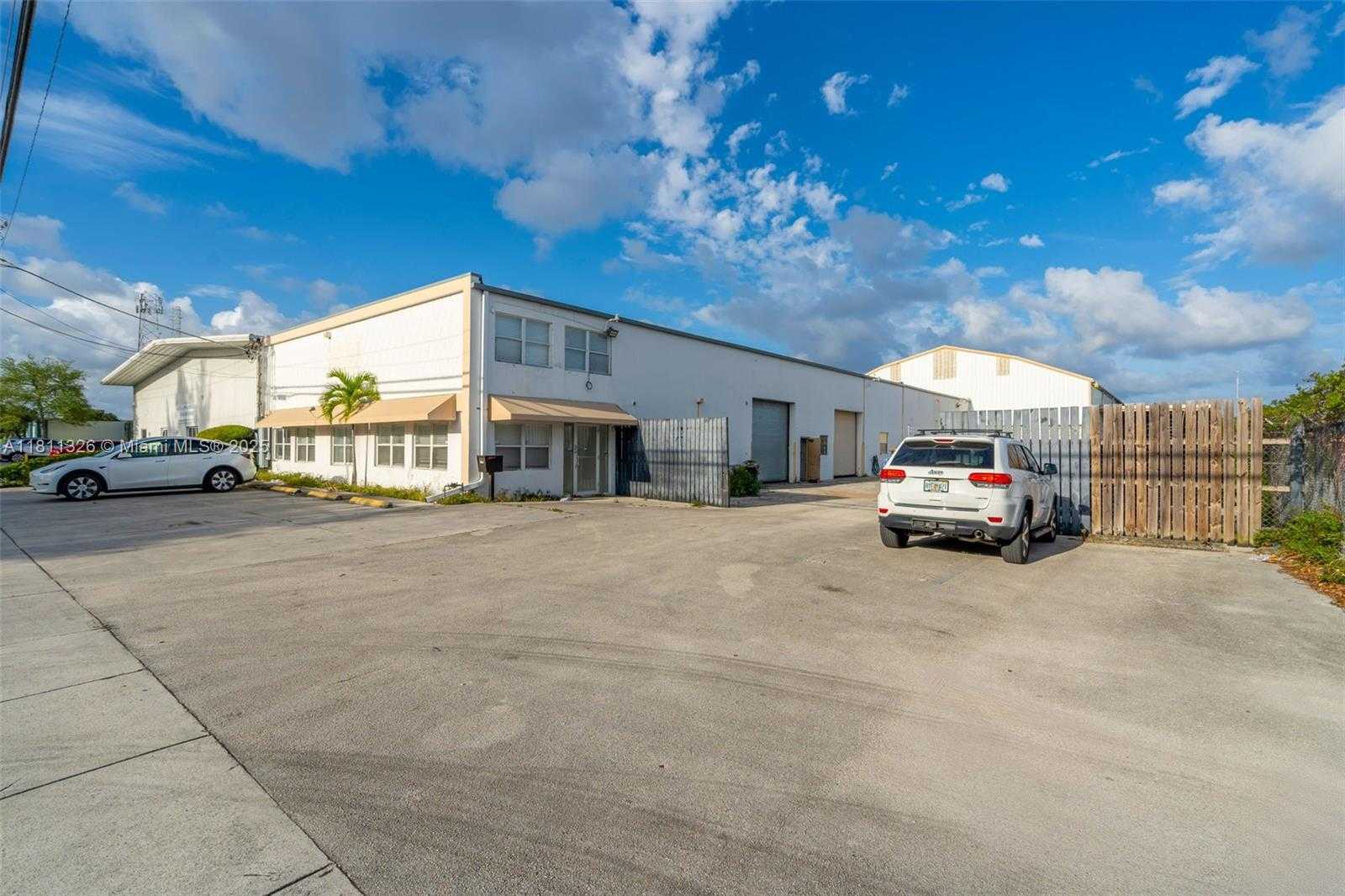 Small Image of 1226 NORTH WEST 23RD AVE, Fort Lauderdale Number 4