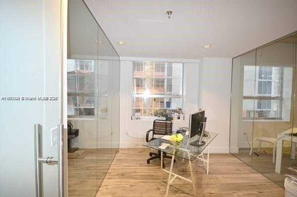 Small Image of 168 SOUTH EAST 1ST ST #501, Miami Number 13