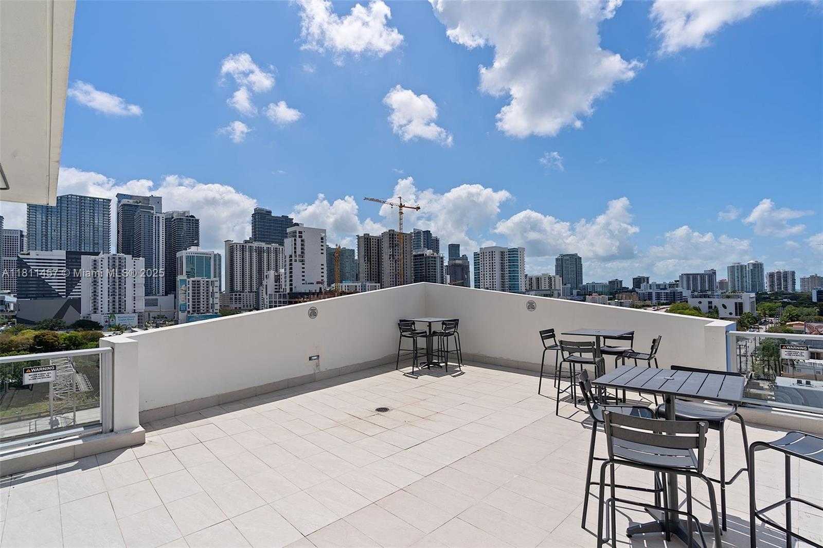 Small Image of 420 SOUTH WEST 7TH ST #906, Miami Number 7