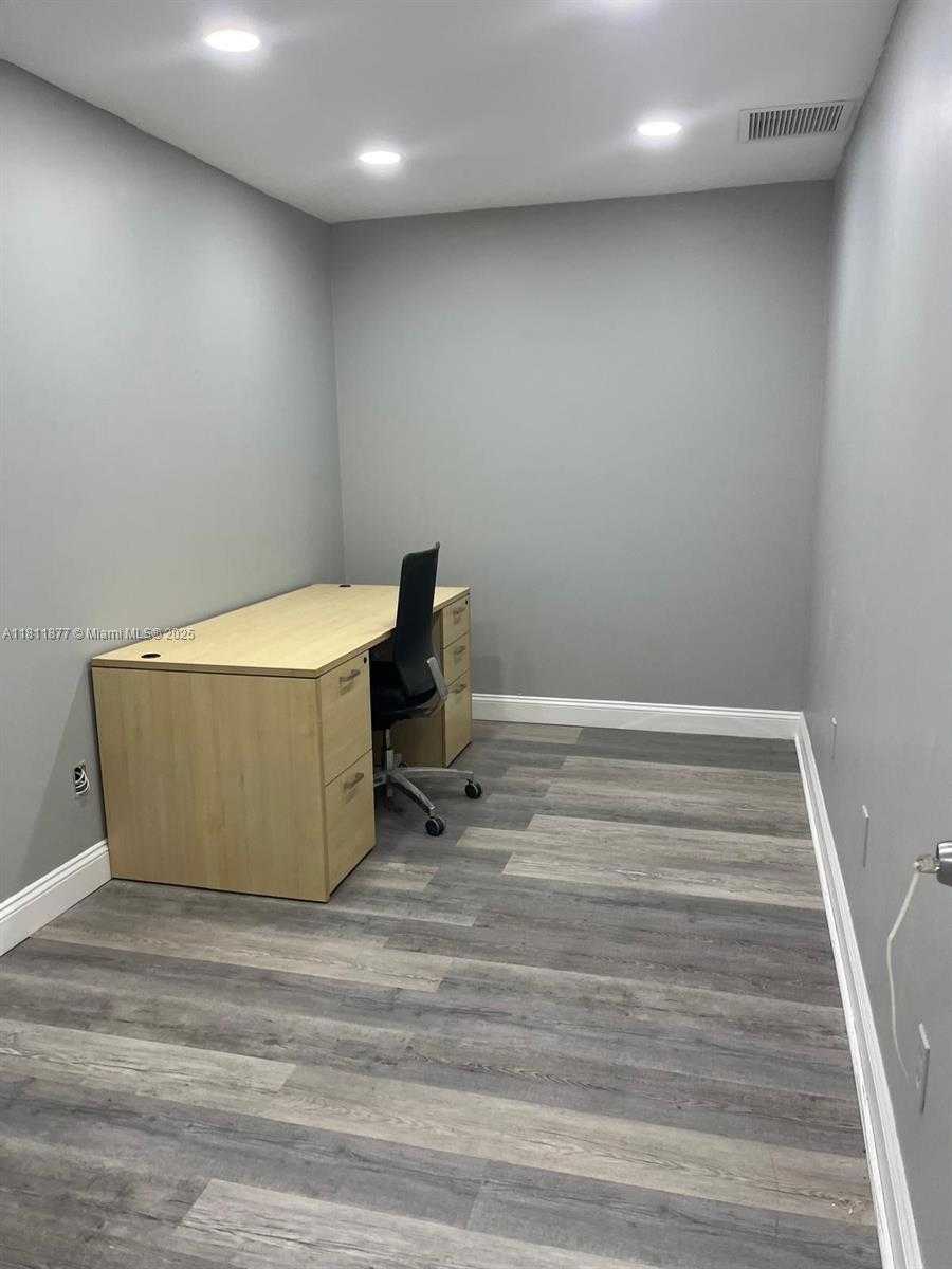Small Image of 2331 NORTH STATE ROAD 7 #216, Lauderhill Number 9