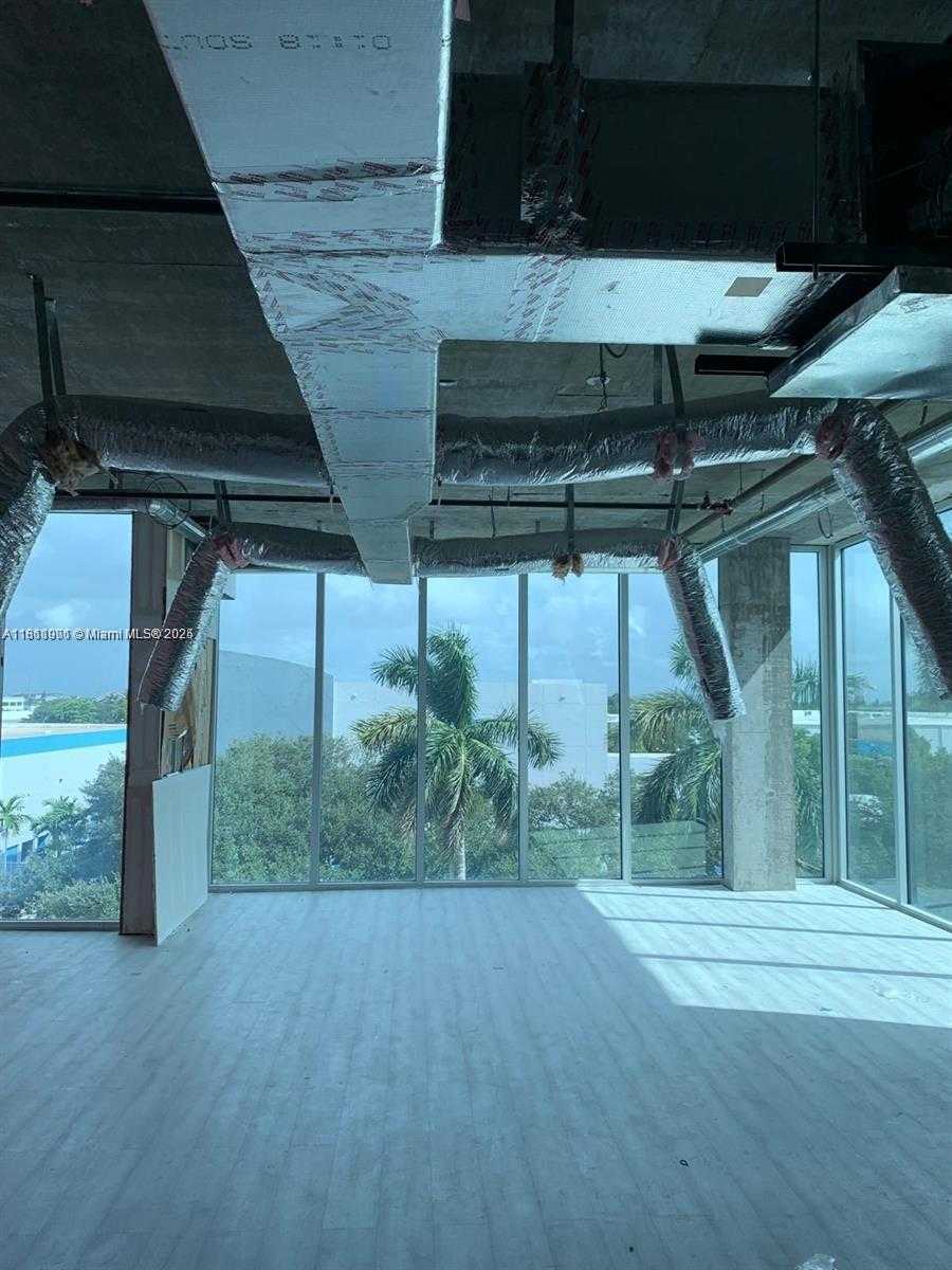 Small Image of 10450 NORTH WEST 33RD ST #309, Doral Number 11