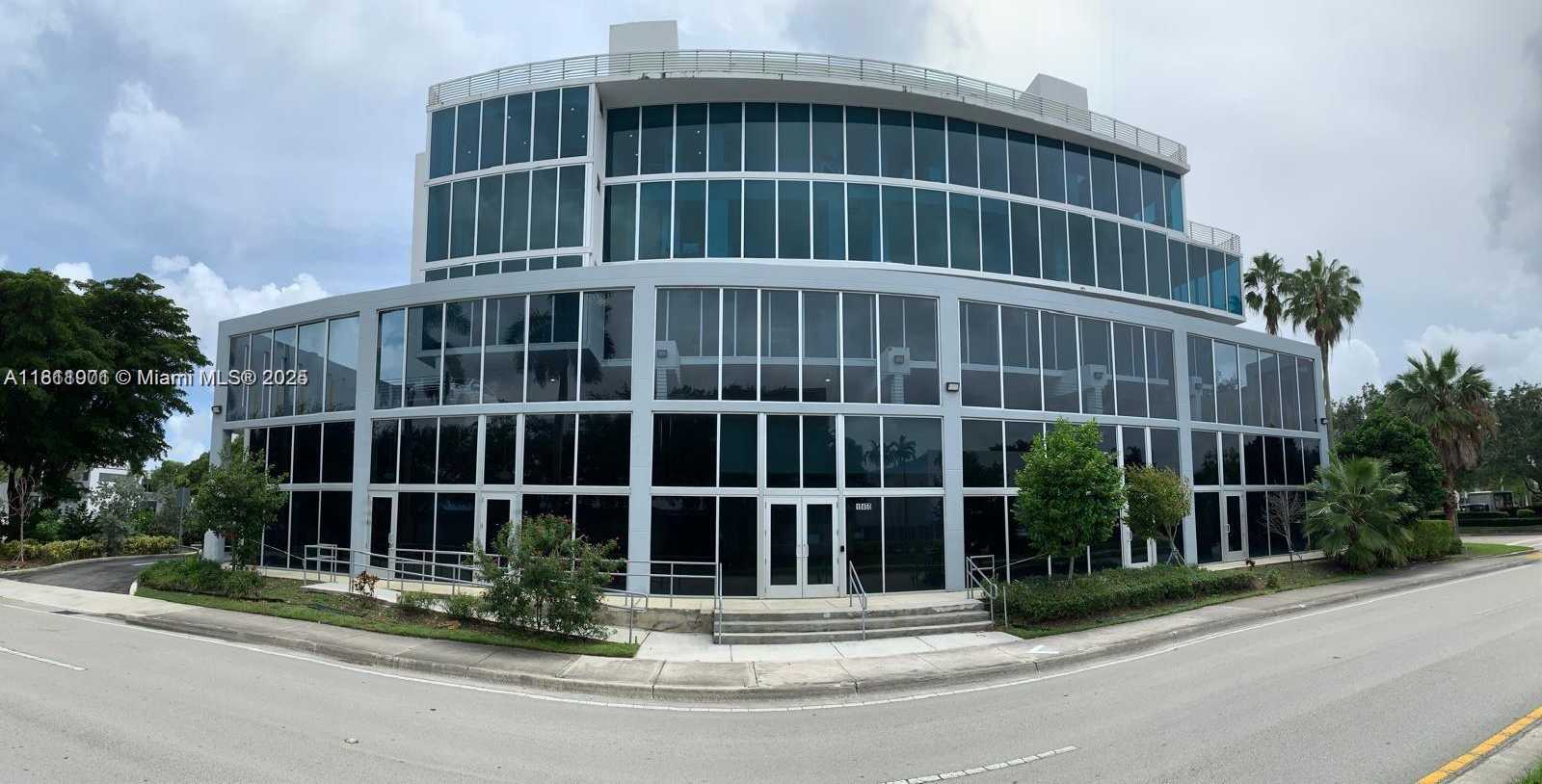 Small Image of 10450 NORTH WEST 33RD ST #309, Doral Number 12