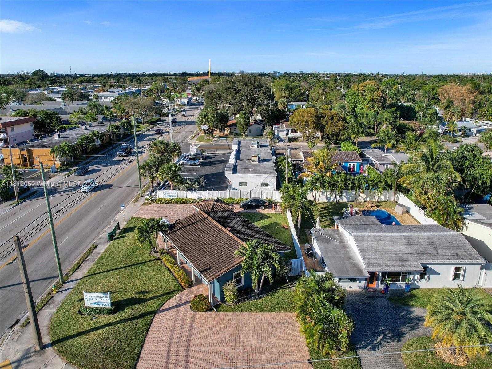 Small Image of 2600 NORTH ANDREWS AVE, Wilton Manors Number 26