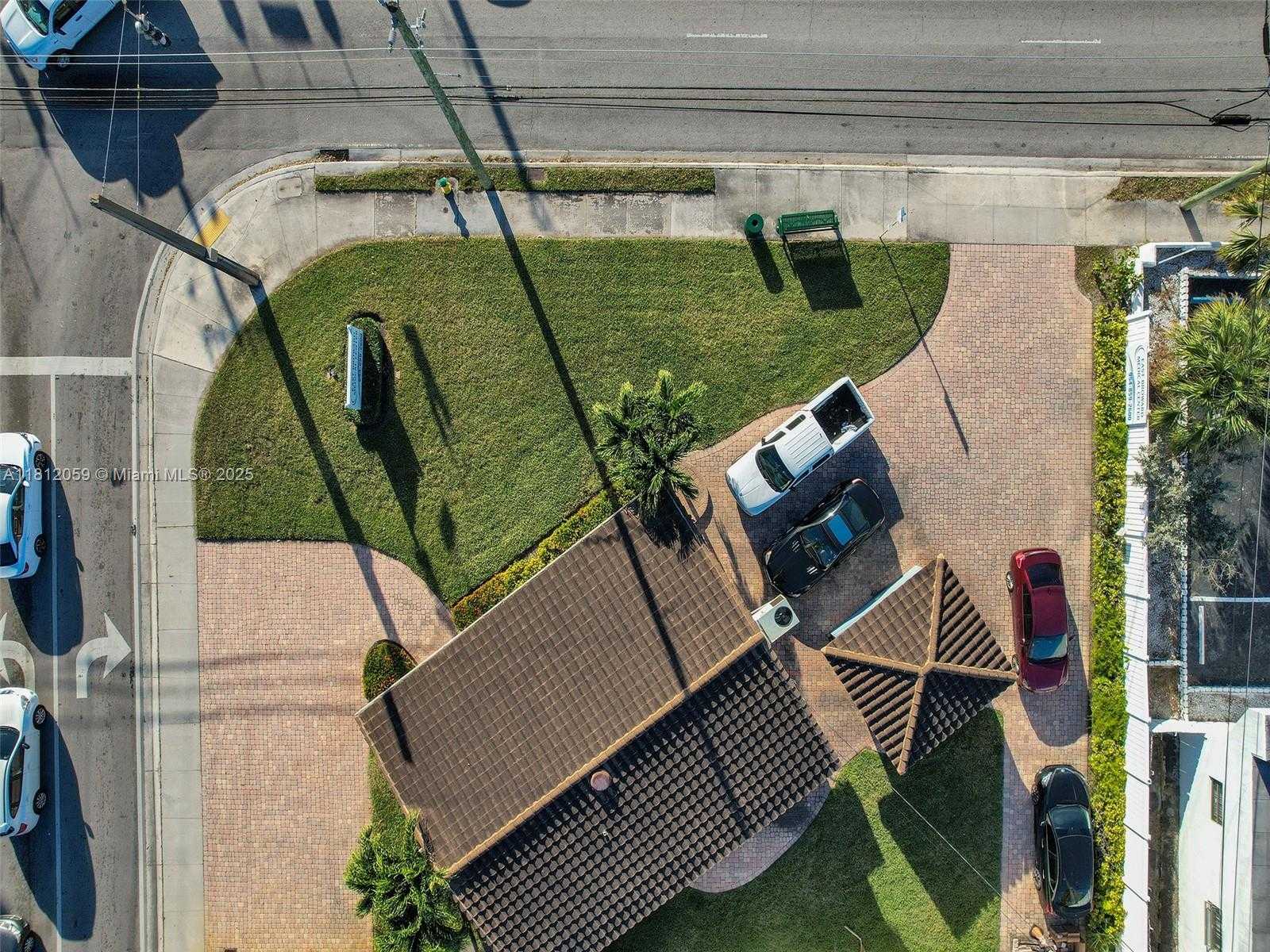 Small Image of 2600 NORTH ANDREWS AVE, Wilton Manors Number 31