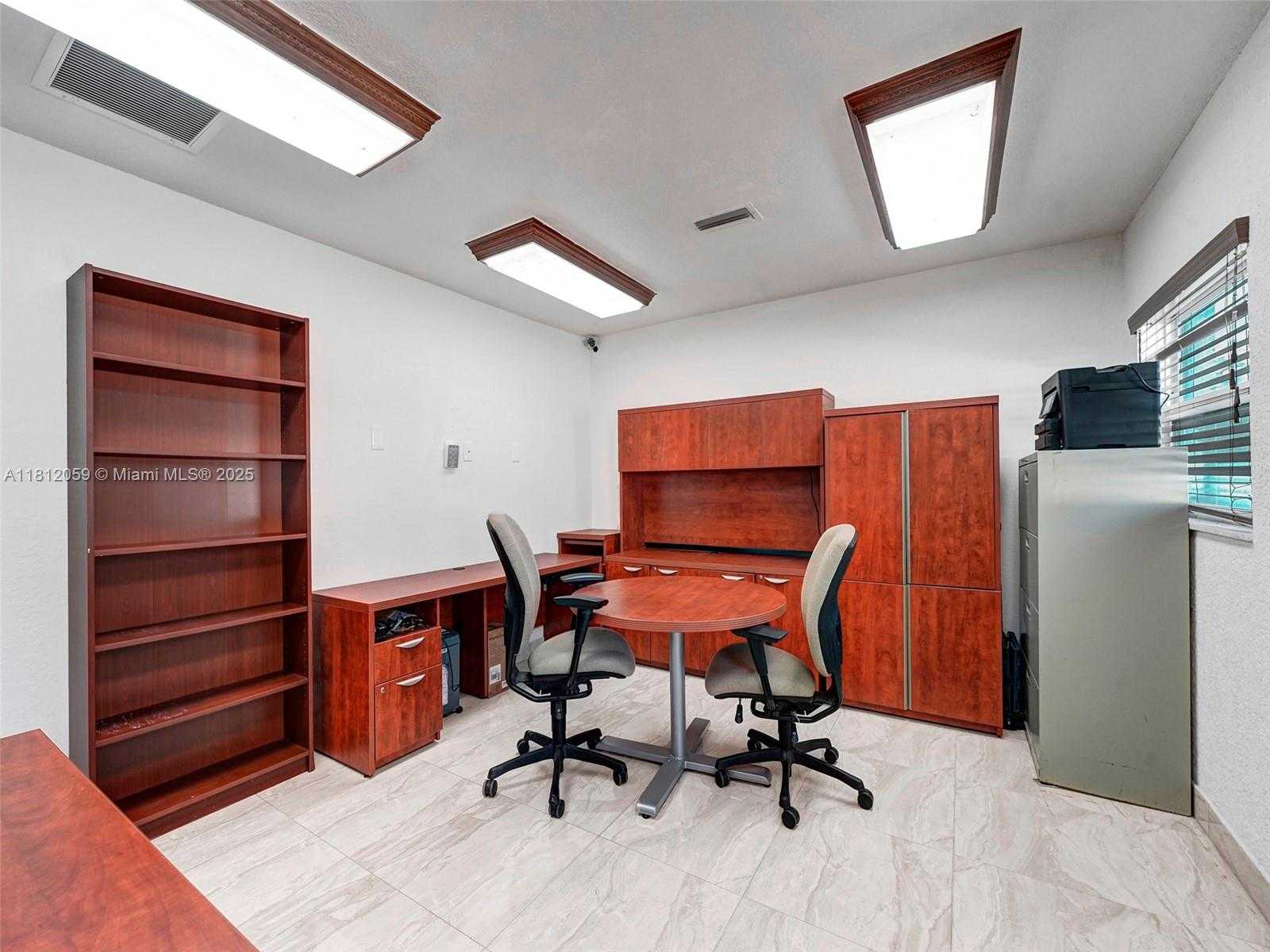 Small Image of 2600 NORTH ANDREWS AVE, Wilton Manors Number 8