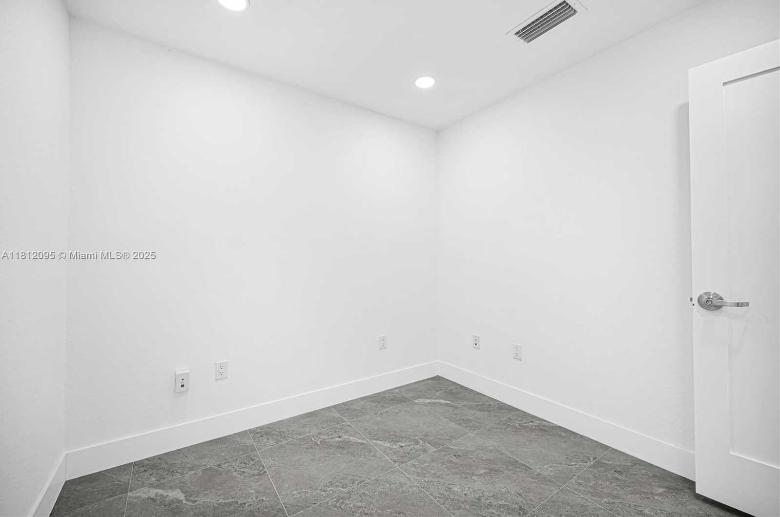 Small Image of 4630 NORTH WEST 7TH ST, Out of City Number 18