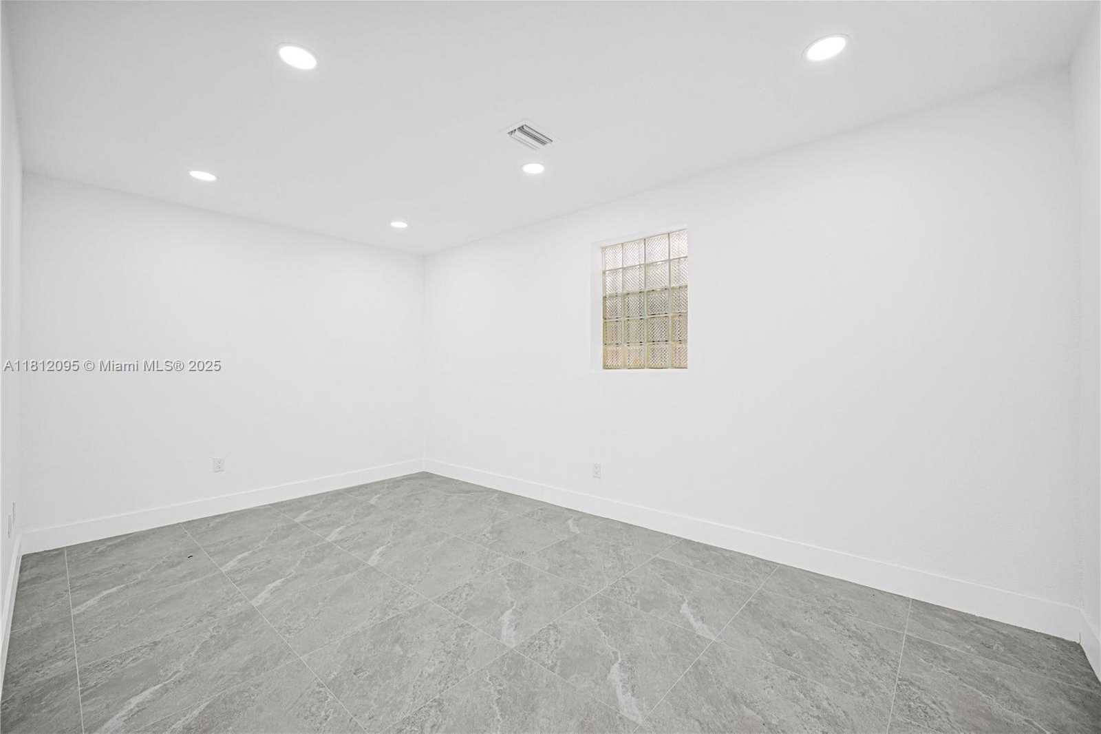 Small Image of 4630 NORTH WEST 7TH ST, Out of City Number 5