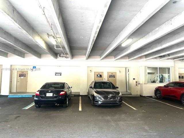 Small Image of 6099 STIRLING RD #103, Davie Number 13