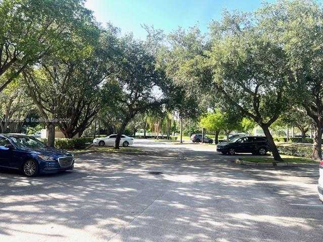 Small Image of 6099 STIRLING RD #103, Davie Number 16