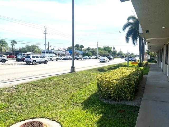 Small Image of 6099 STIRLING RD #103, Davie Number 22