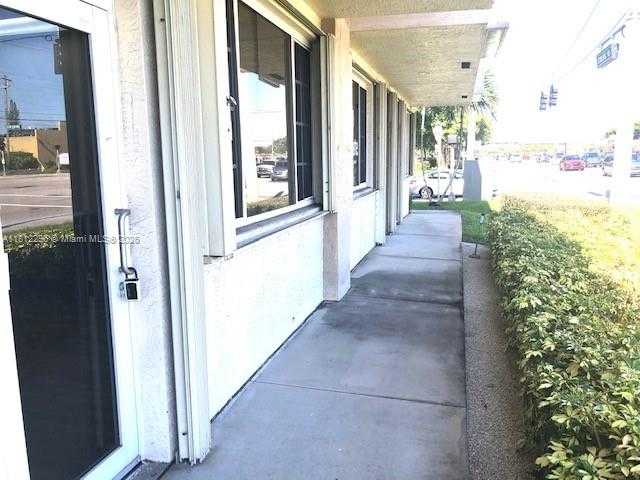 Small Image of 6099 STIRLING RD #103, Davie Number 25