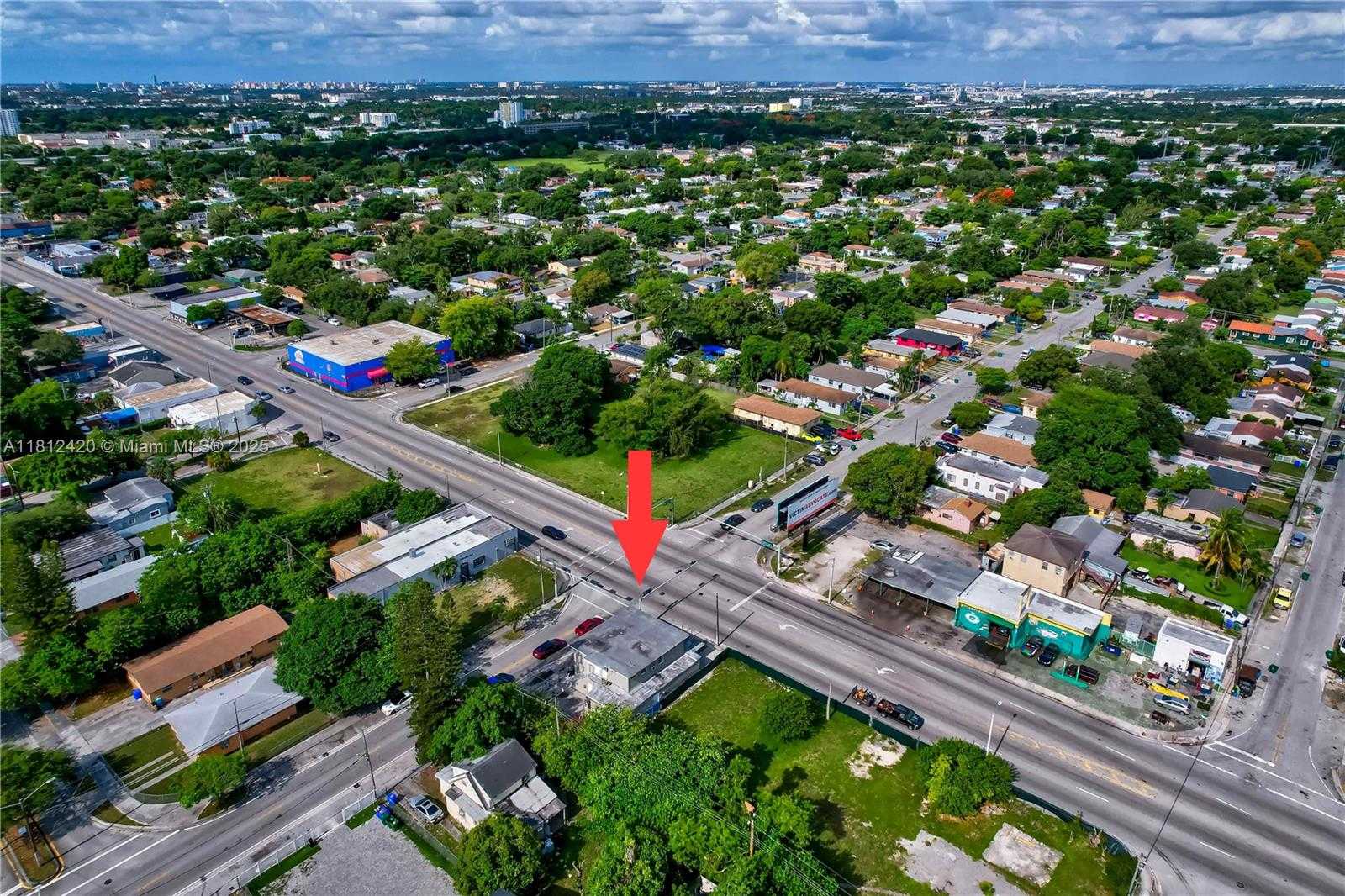 Small Image of 5001 NORTH WEST 17TH AVE, Miami Number 11