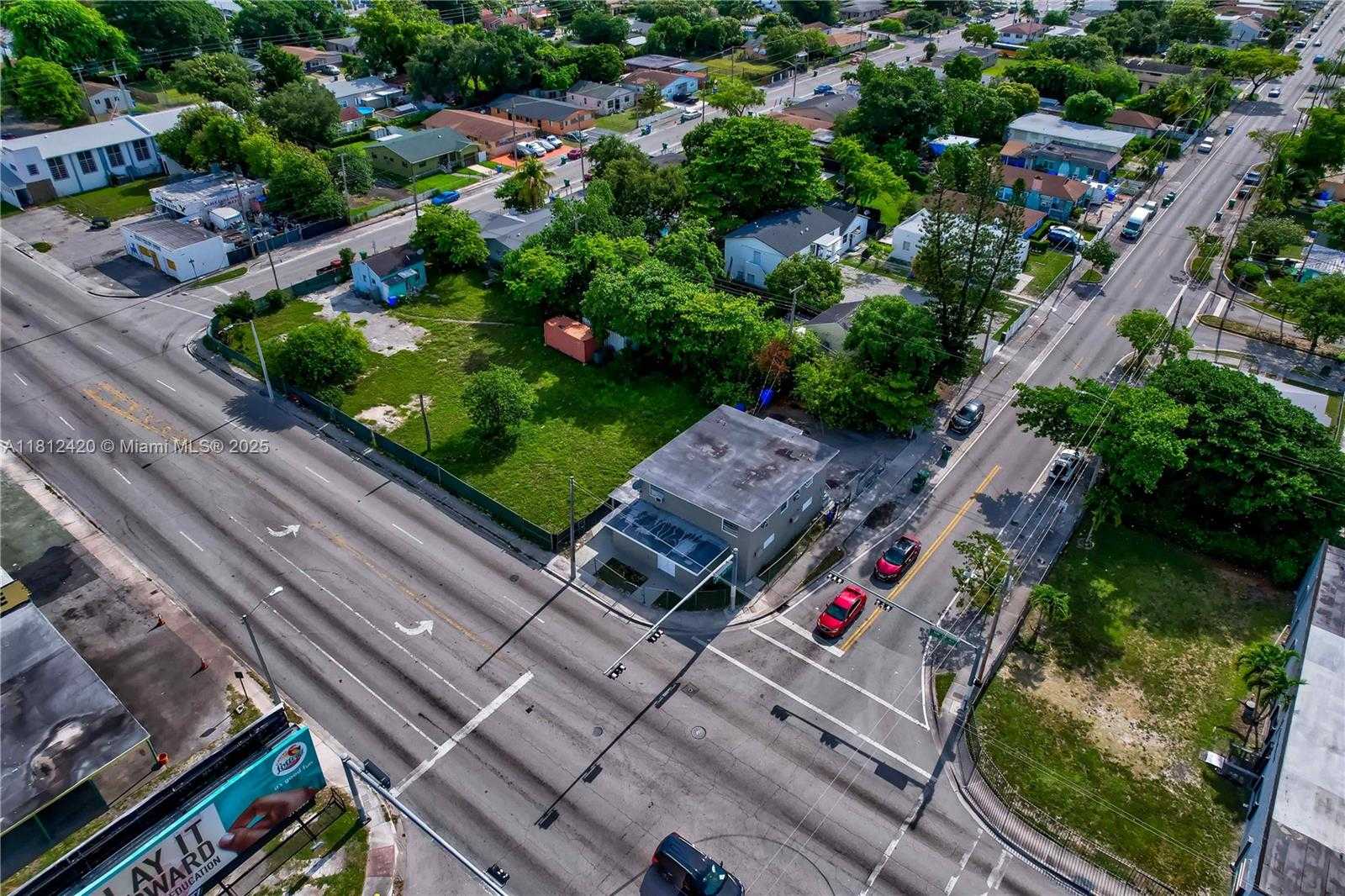 Small Image of 5001 NORTH WEST 17TH AVE, Miami Number 8