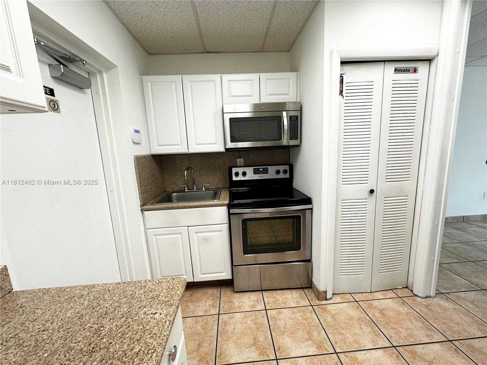 Small Image of 10815 NORTH WEST 33RD ST, Doral Number 12