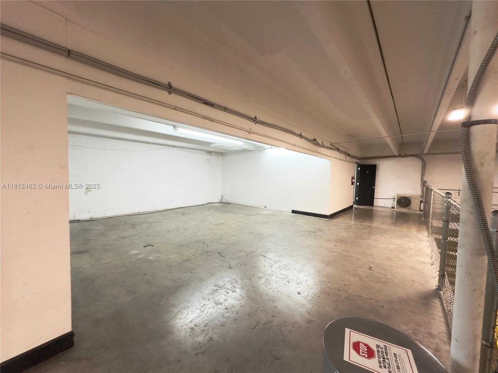 Small Image of 10815 NORTH WEST 33RD ST, Doral Number 14