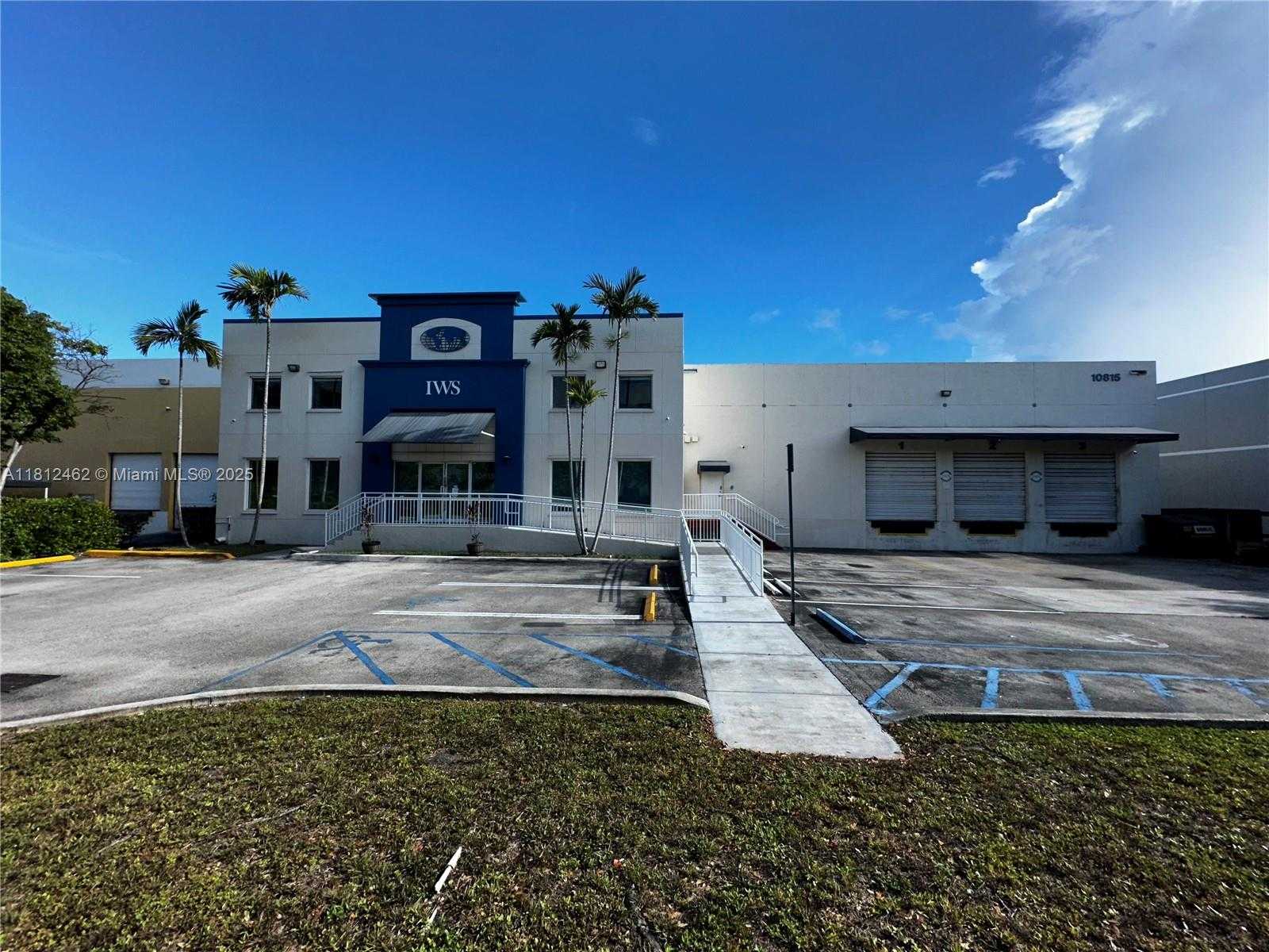 Small Image of 10815 NORTH WEST 33RD ST, Doral Number 2