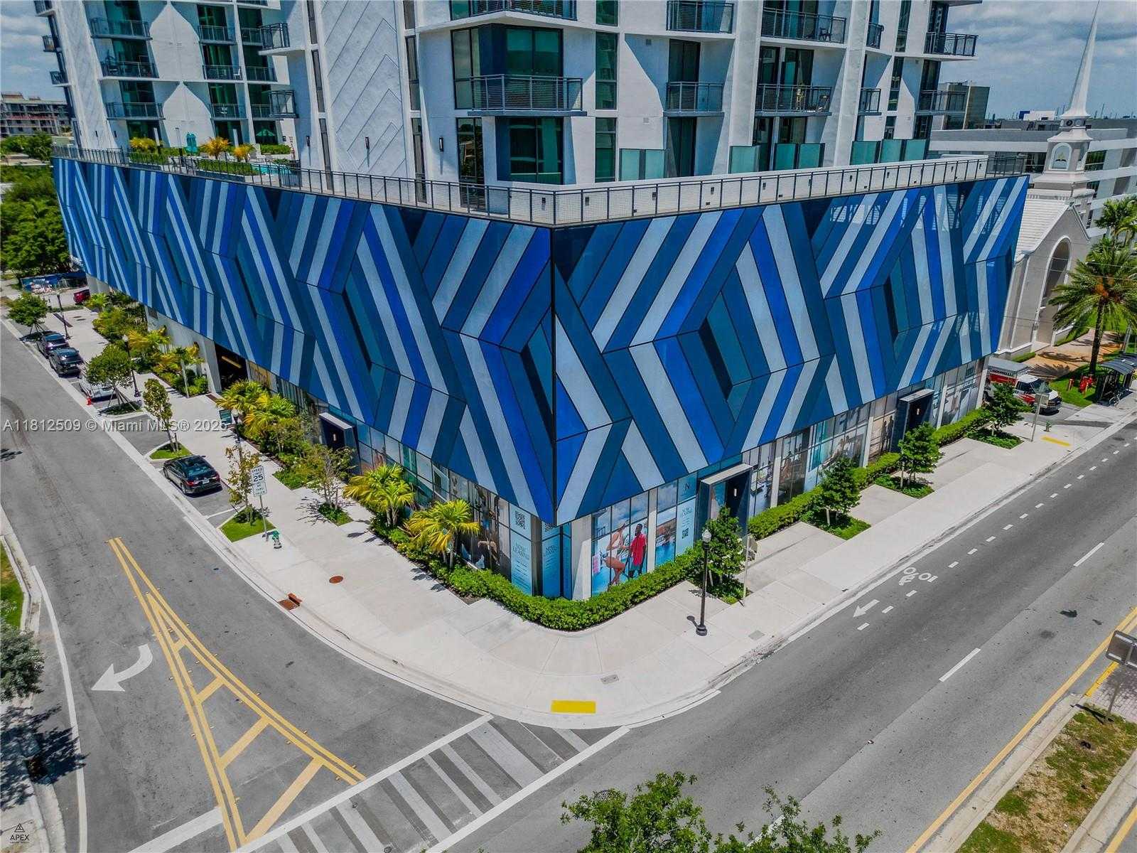 Small Image of 320 FEDERAL HWY, Hollywood Number 3