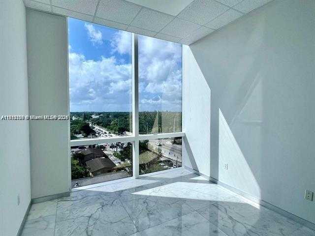 Small Image of 20200 WEST DIXIE HWY 709 HWY, Miami Number 12