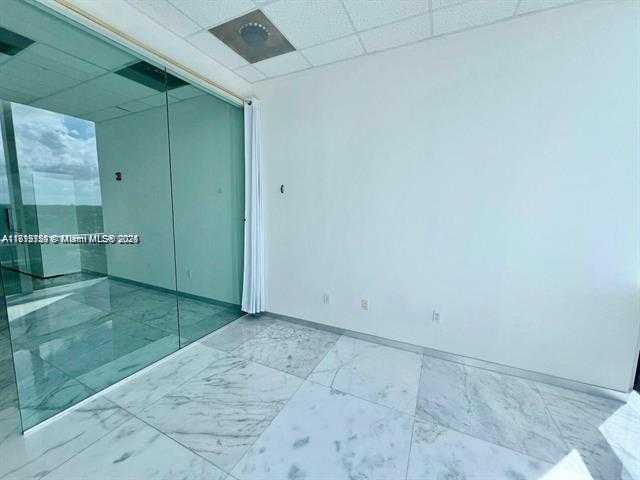 Small Image of 20200 WEST DIXIE HWY 709 HWY, Miami Number 13