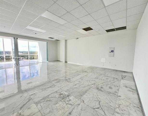 Small Image of 20200 WEST DIXIE HWY 709 HWY, Miami Number 2