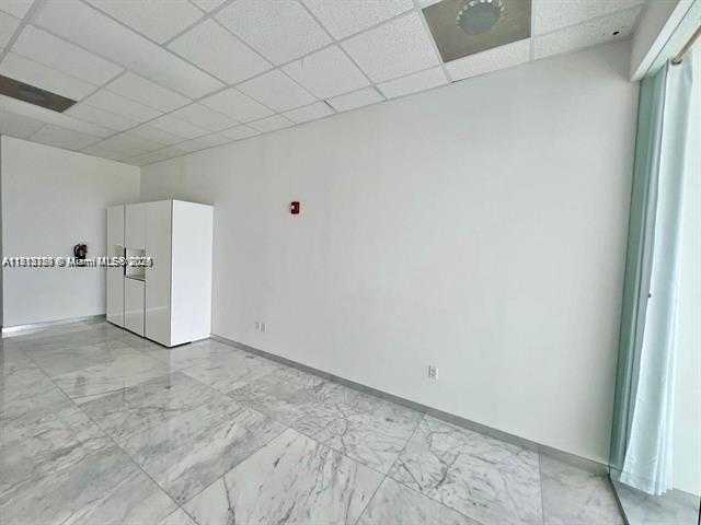 Small Image of 20200 WEST DIXIE HWY 709 HWY, Miami Number 4