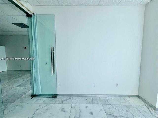 Small Image of 20200 WEST DIXIE HWY 709 HWY, Miami Number 5