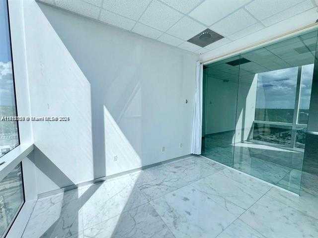 Small Image of 20200 WEST DIXIE HWY 709 HWY, Miami Number 8