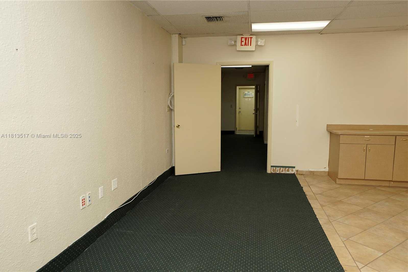 Small Image of 8500 SOUTH WEST 40TH ST, Miami Number 2