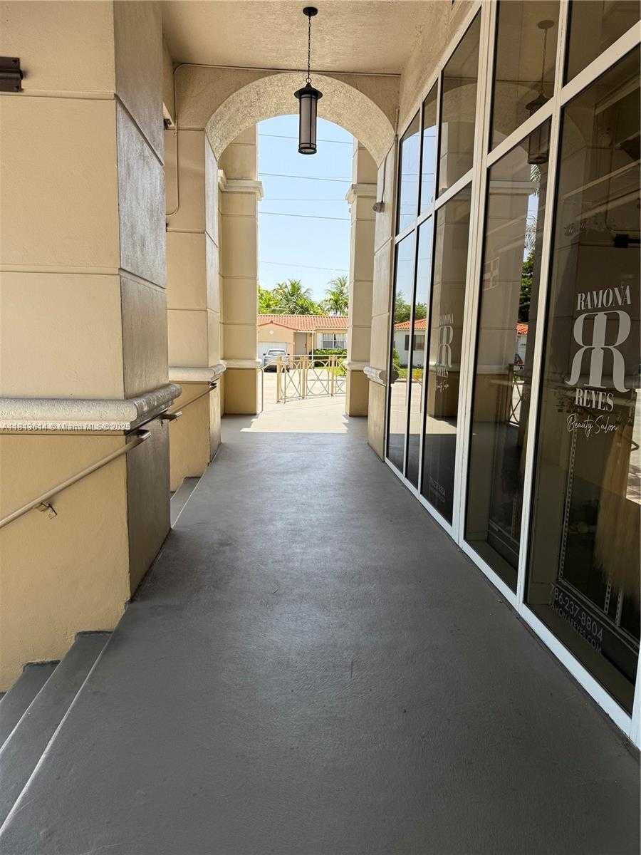 Small Image of 2030 SOUTH DOUGLAS RD #114, Coral Gables Number 4
