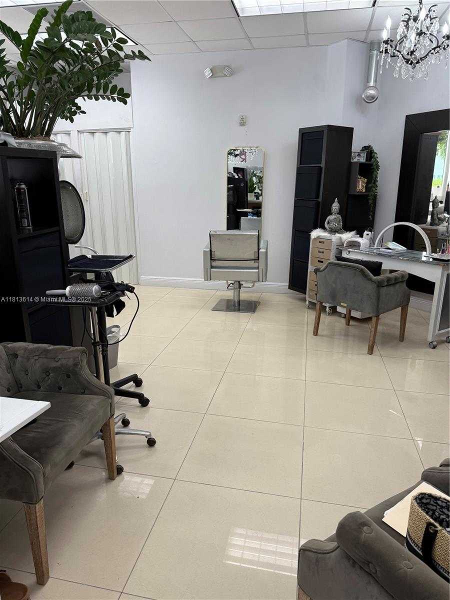 Small Image of 2030 SOUTH DOUGLAS RD #114, Coral Gables Number 7