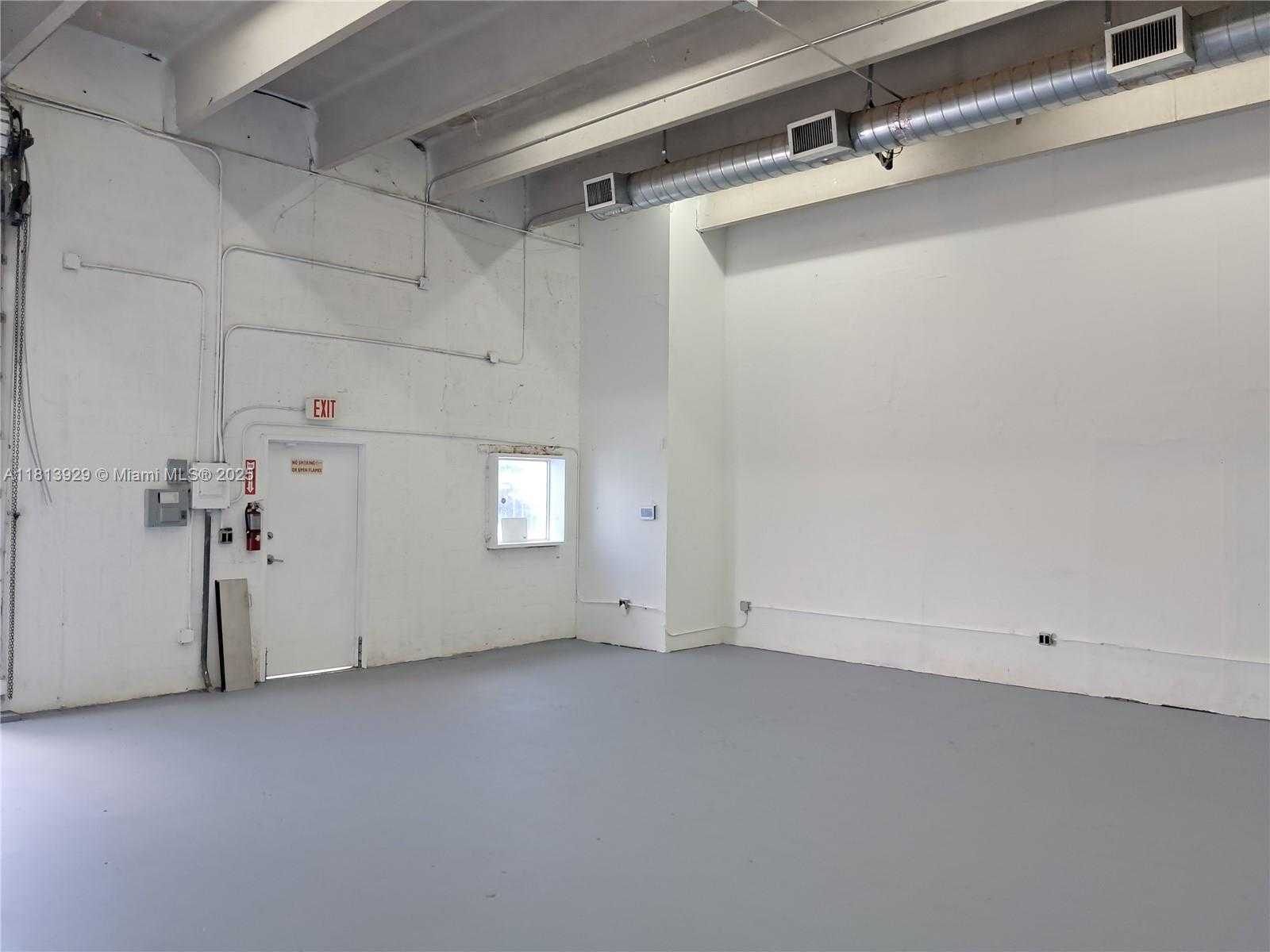 Small Image of 430 ANSIN BLVD #430G, Hallandale Beach Number 7