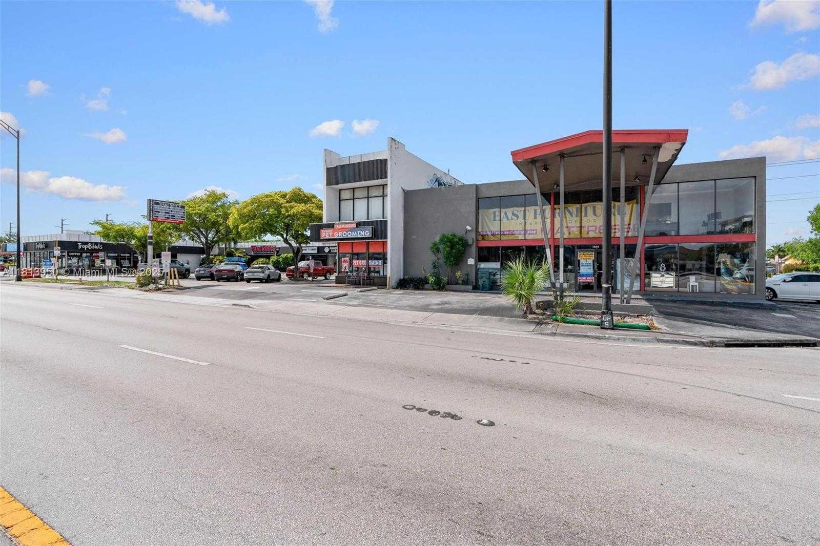 Small Image of 1500 EAST COMMERCIAL BLVD, Oakland Park Number 3