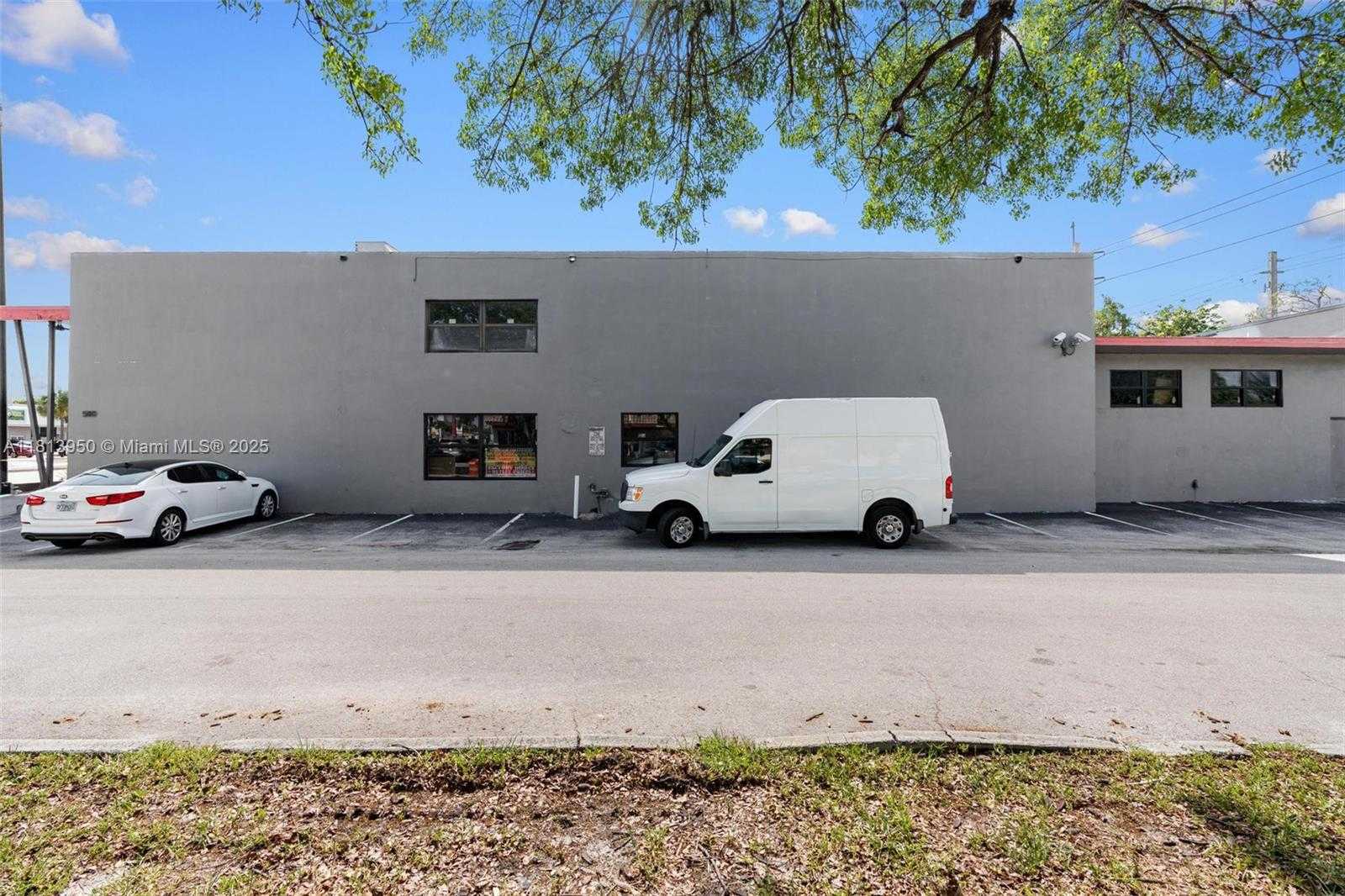 Small Image of 1500 EAST COMMERCIAL BLVD, Oakland Park Number 41
