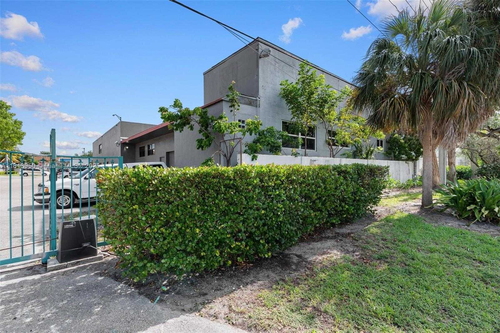 Small Image of 1500 EAST COMMERCIAL BLVD, Oakland Park Number 42