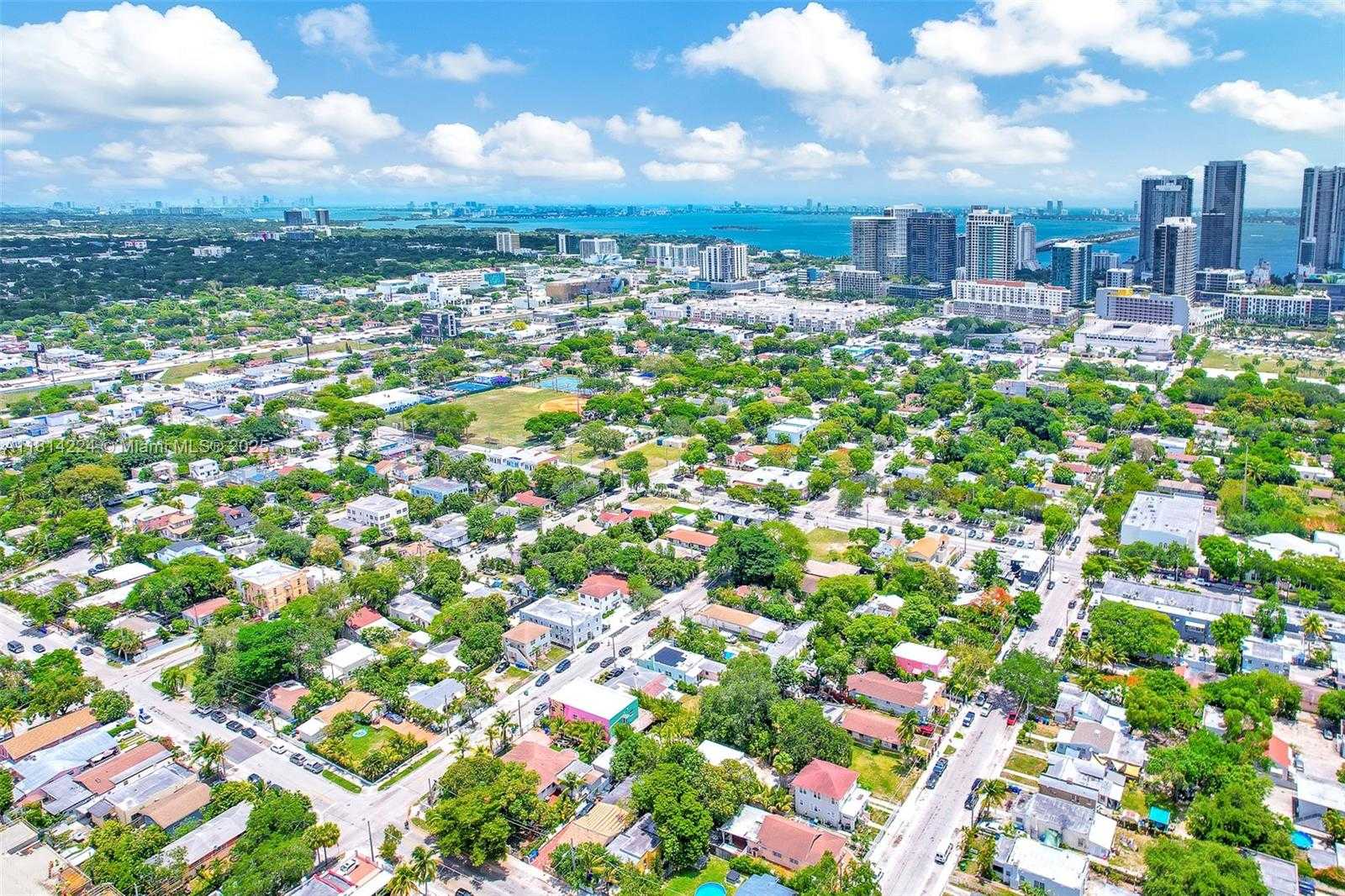 Small Image of 266 NORTH WEST 32ND ST, Miami Number 5