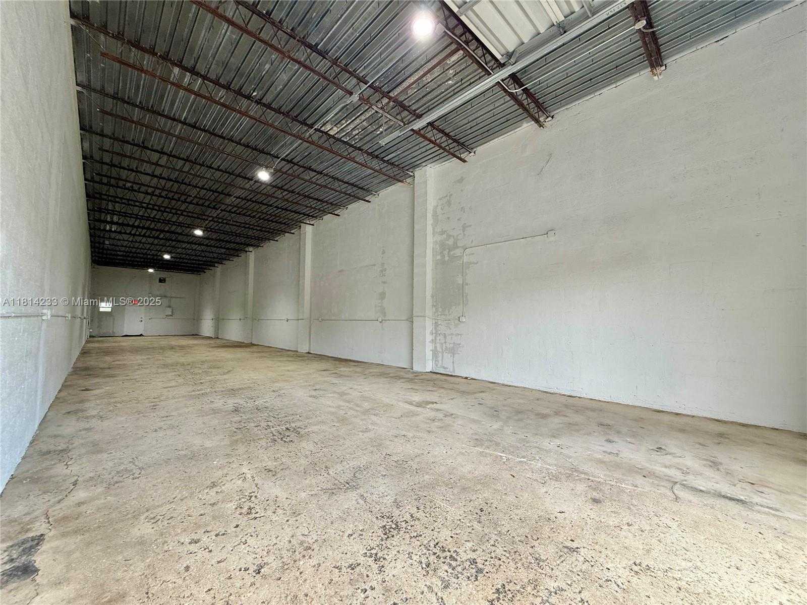 Small Image of 820 NORTH WEST 10TH TER #4, Fort Lauderdale Number 11